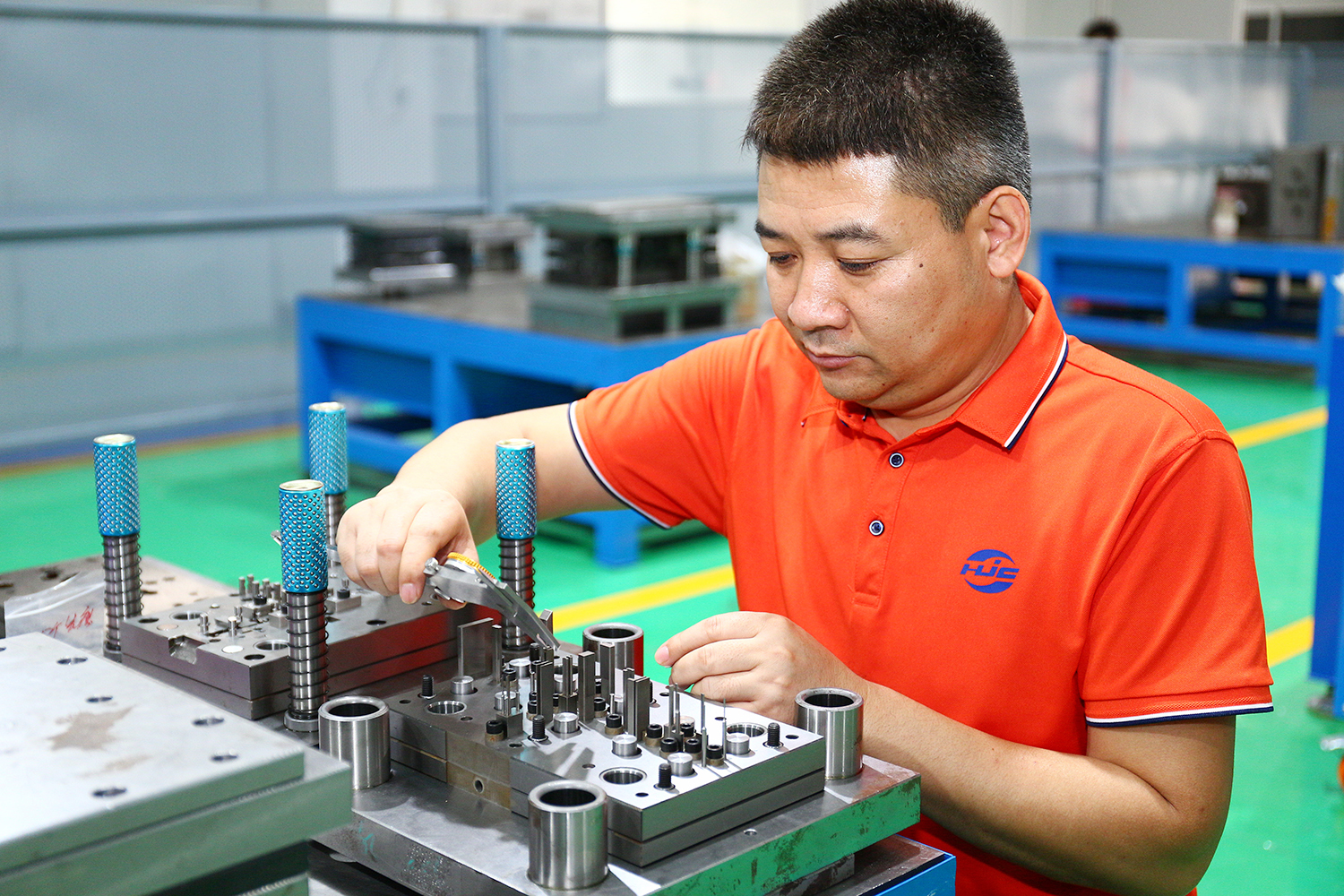 Second floor: mold workshop Second floor: mold workshop