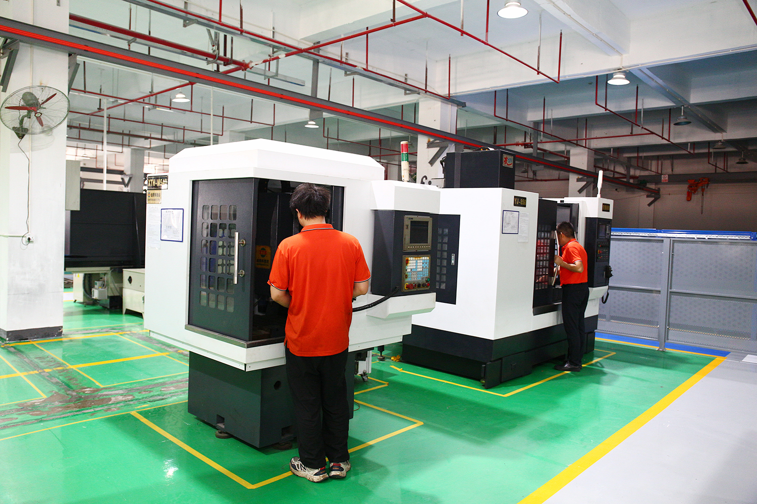 Second floor: mold workshop Second floor: mold workshop