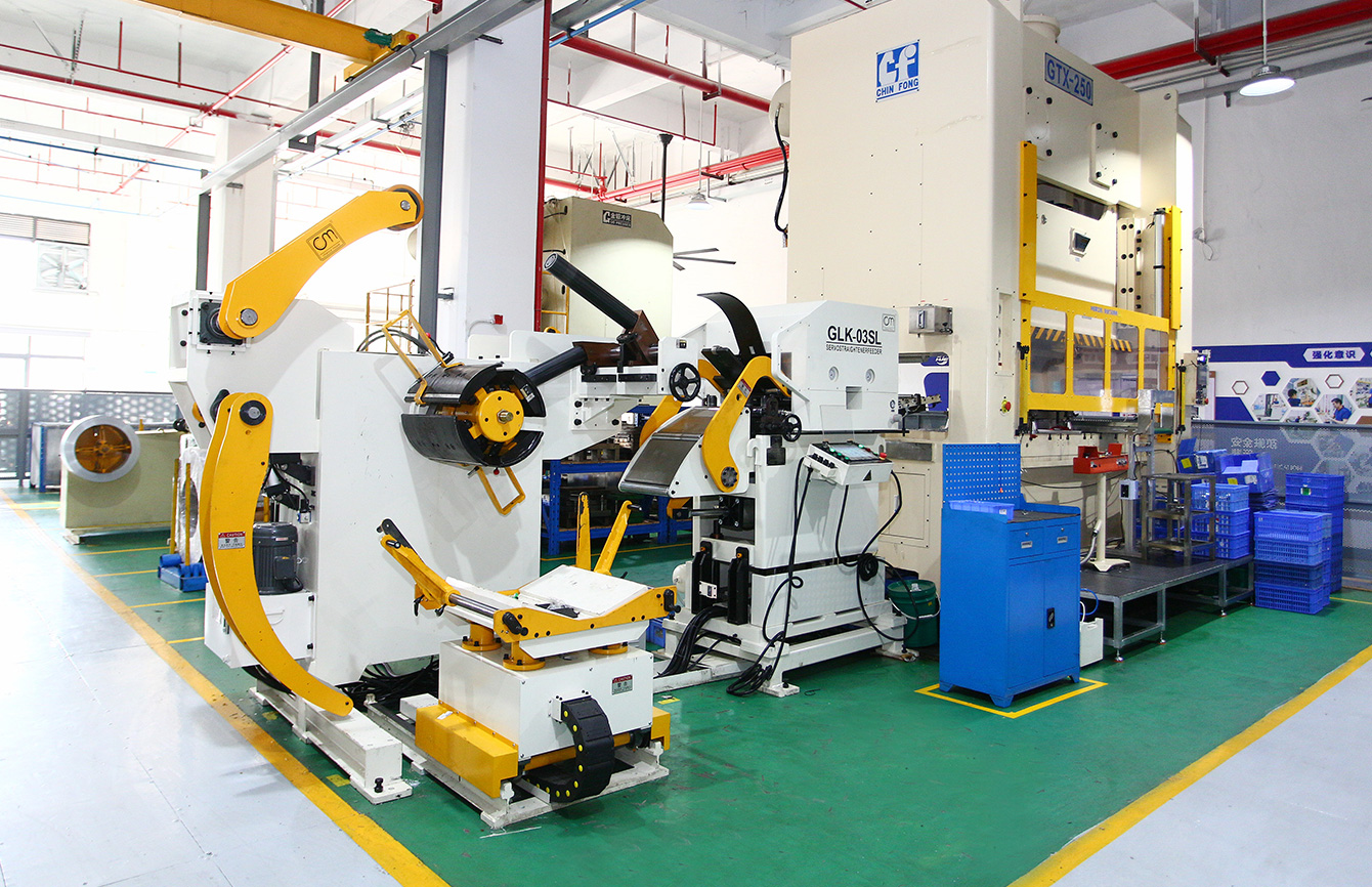 First floor: Hardware motor parts workshop First floor: Hardware motor parts workshop